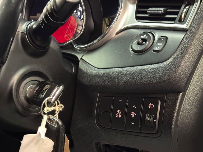 2016 Kia Ceed 1.6 CRDi 2 DCT Euro 6 (s/s) 5dr HATCHBACK Diesel Automatic