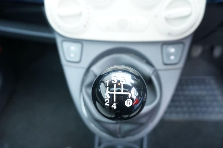 2012 Fiat 500 1.2 Lounge Euro 4 3dr HATCHBACK Petrol Manual