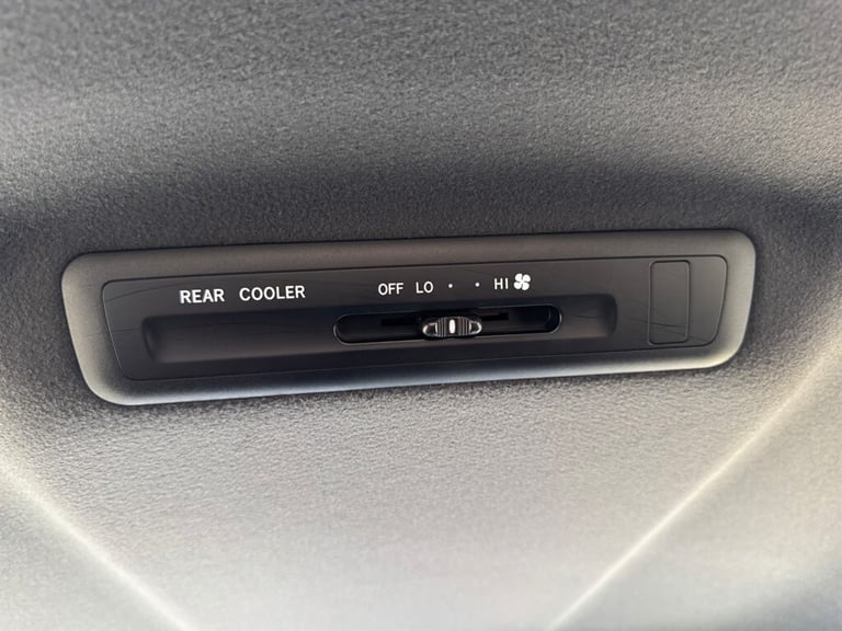 2019 Toyota Estima TOYOTA ESTIMA AERAS 4WD 2.4L AUTO 19-19 MPV 8 SEAT ULEZ FRESH IMPORT VERIFI MP...