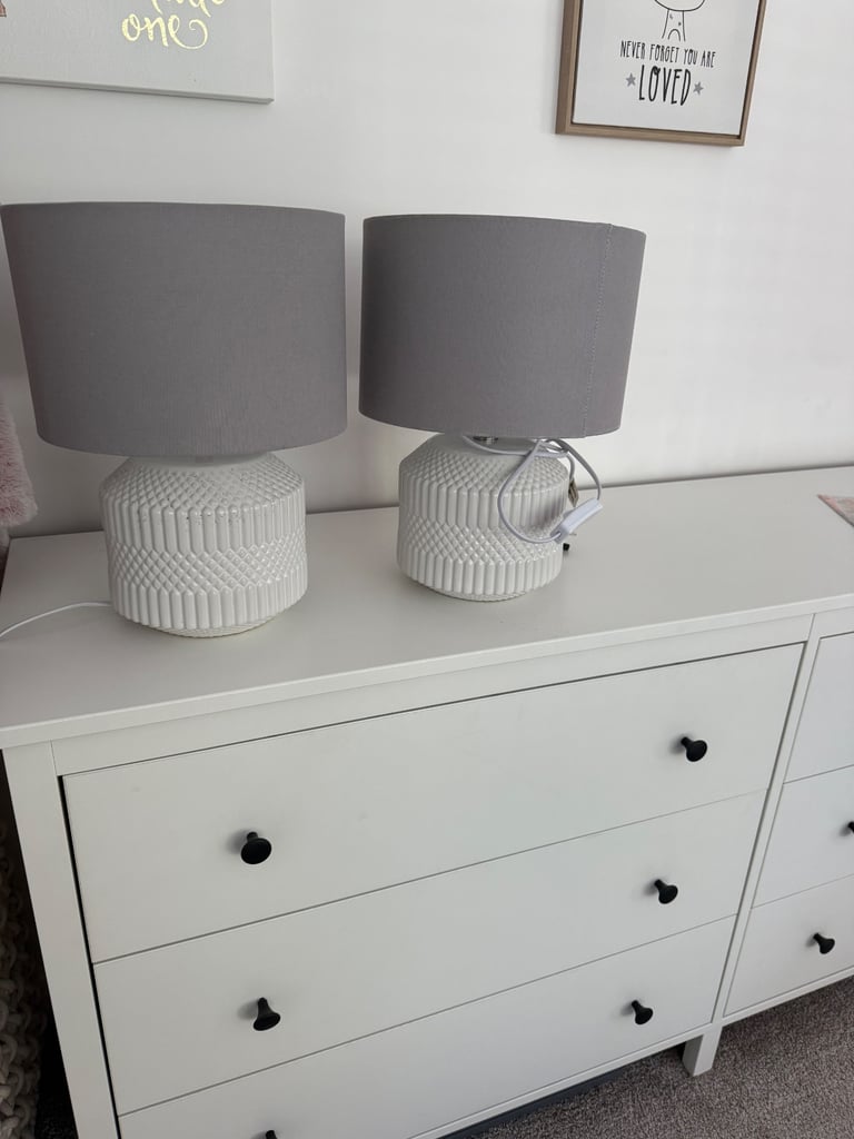 £15 each worth £50 each sold as pair for £30 Textured Ceramic Table Lamp Like new