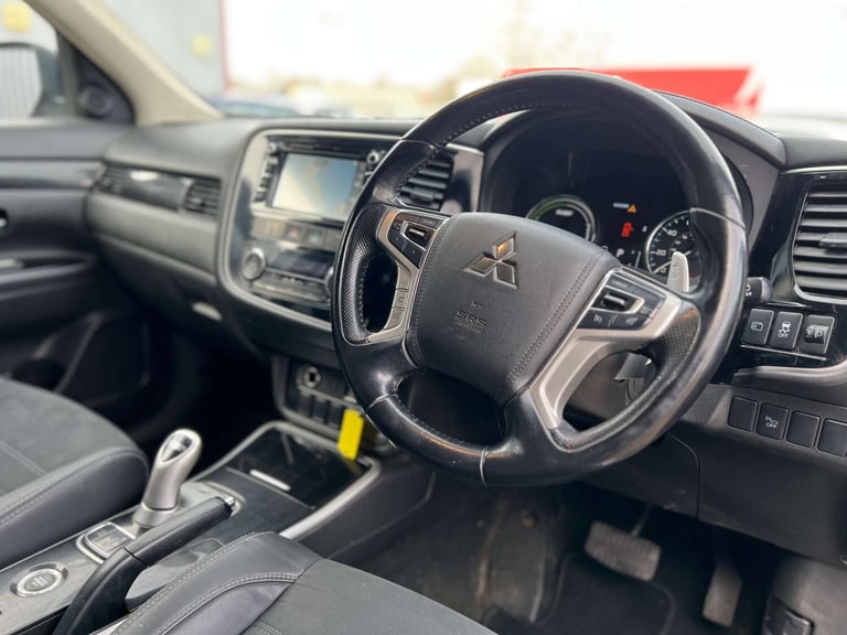 2017 Mitsubishi Outlander 2.0h 12kWh Juro CVT 4WD Euro 6 (s/s) 5dr SUV Hybrid Automatic