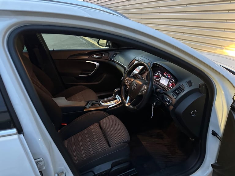 2016 Vauxhall Insignia 2.0 CDTi SRi VX Line Nav Sports Tourer Auto Euro 6 5dr ESTATE Diesel Autom...