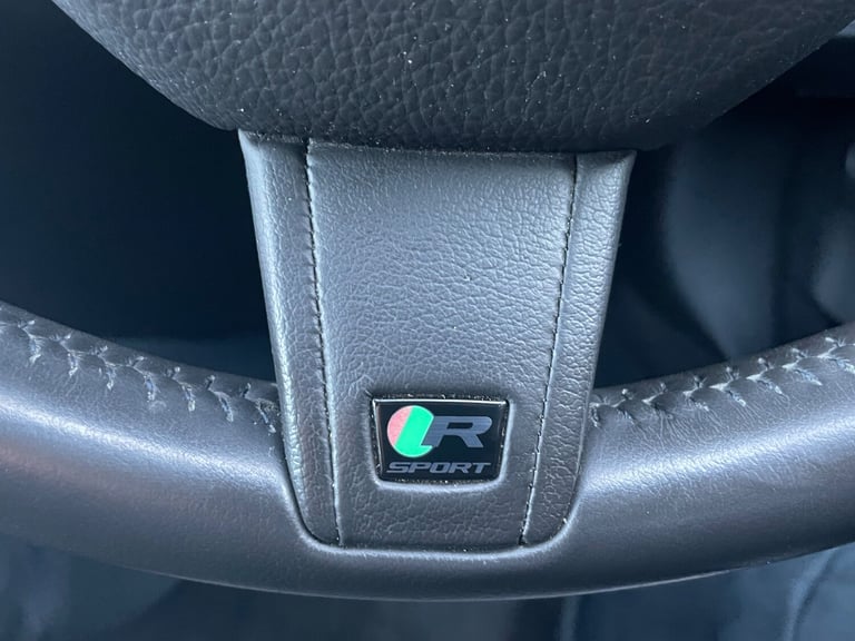 2015 Jaguar XF 2.2 D R-SPORT BLACK SPORTBRAKE ESTATE 5-Door 1 OWNER CAR