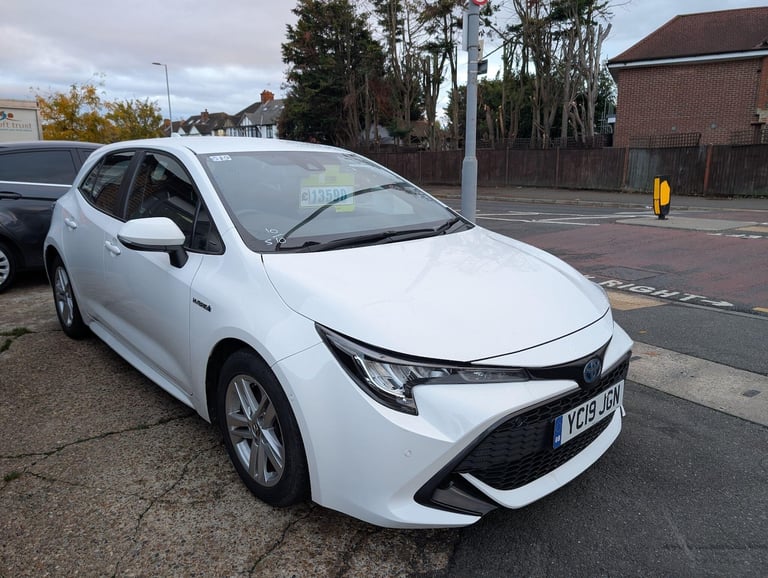 2019 Toyota Corolla 1.8 VVT-h Icon Tech Hatchback 5dr Petrol Hybrid CVT Euro 6 (s/s) (122 ps) HAT...