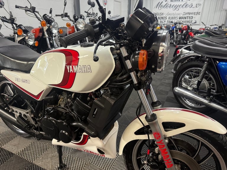 1985 Yamaha RD250LC, uk bike, matching numbers, lovely useable classic two stoke
