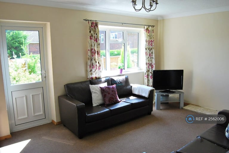 1 bedroom in Brabourne Close, Canterbury, CT2 (#2562006)