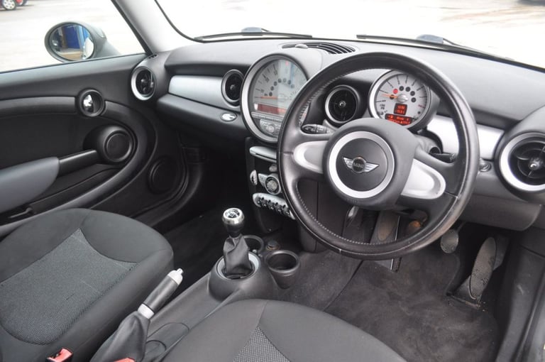 2007 MINI Hatch 1.6 Cooper Hatchback 3dr Petrol Manual Euro 4 (120 ps) Hatchback Petrol Manual