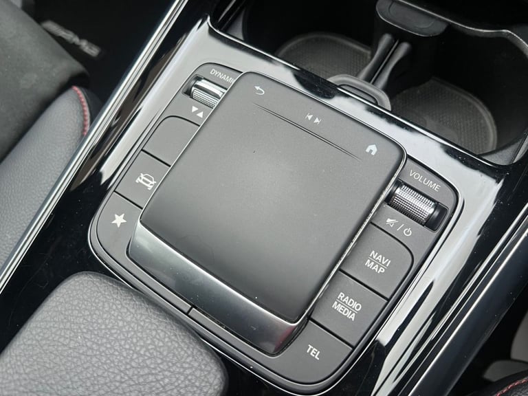 2021 21 MERCEDES-BENZ GLA 2.0 GLA200D AMG LINE SUV 5DR DIESEL 8G-DCT EURO 6 (S/S