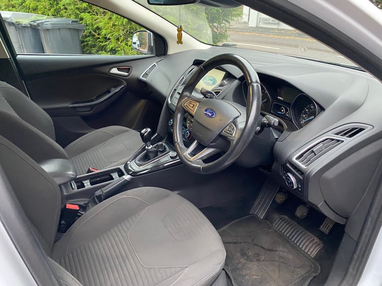 Ford, FOCUS, Hatchback, 2016, Manual, 999 (cc), 5 doors
