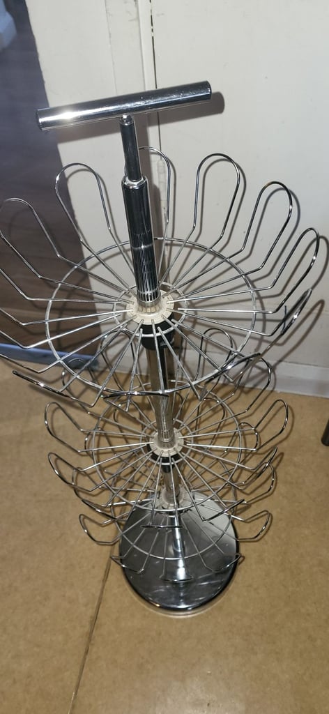 image for Shoes stand/carousel 