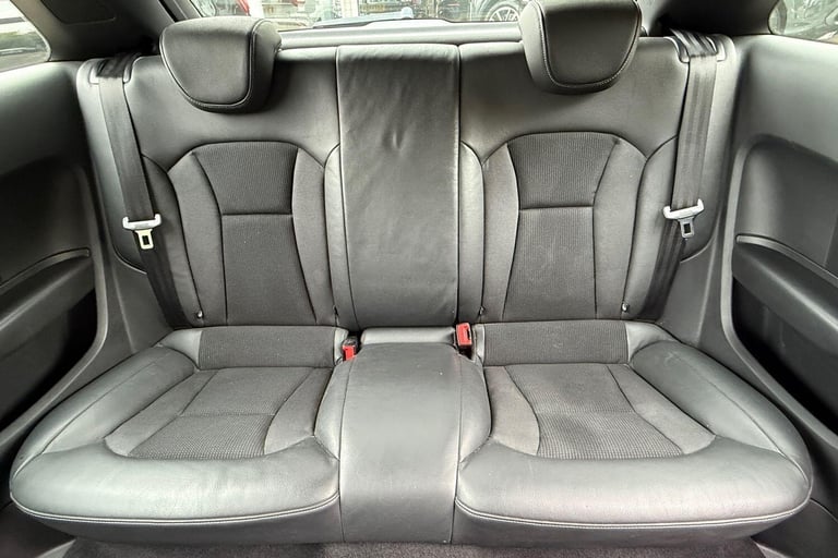  Audi A1 1.0 TFSI S line Hatchback 3dr Petrol Manual Euro 6 (s/s) (Nav) (95 ps) Petrol Manual