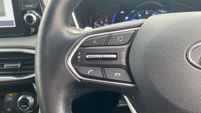 2019 Hyundai Santa Fe 2.2 CRDi Premium SE 5dr 4WD Auto ESTATE DIESEL Automatic