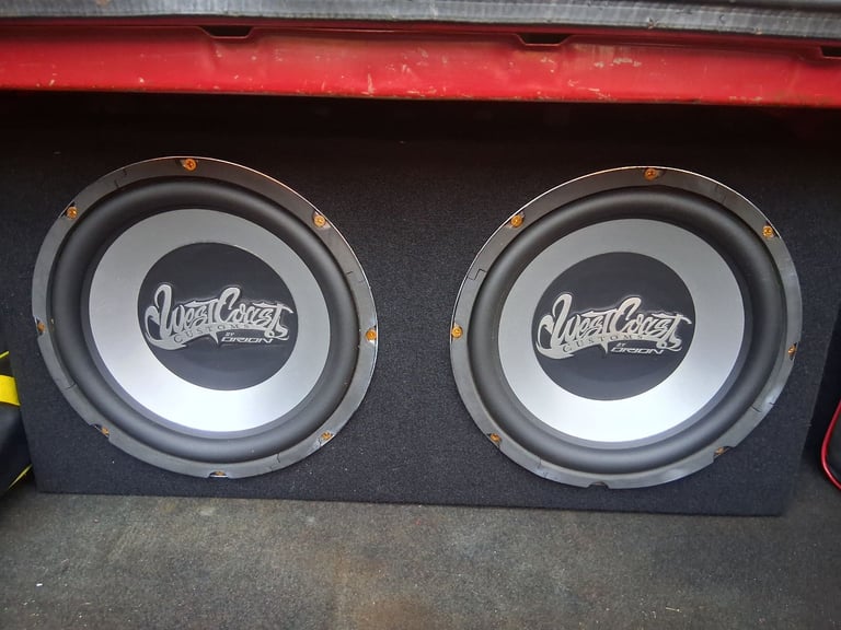 image for Orion wcc 12" subwoofers massive bass 1600w amp loud clear sound as new