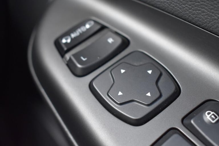 2020 Hyundai KONA 64kwh Premium Se Suv 5dr Electric Auto (7kw Charger) (204 Ps) HATCHBACK Electri...