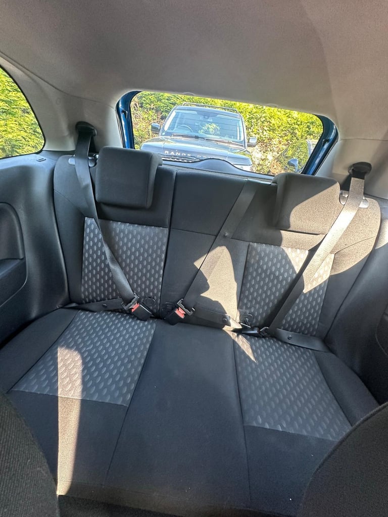 2005 Ford Fiesta Zetec Climate 1.4 - Image 12