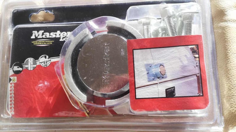 MASTER LOCK VAN 6271 PADLOCK 736D