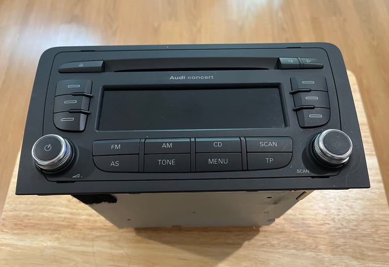 AUDI A3 2007 BOSCH CAR SETERO CD PLAYER 8P0035186G
