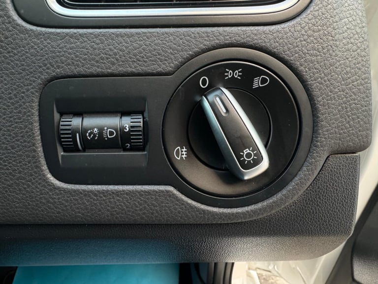 2013 Volkswagen Polo 1.2 TSi BLUEMOTION Hatchback Petrol Automatic