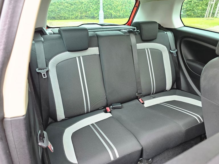 Fiat, GRANDE PUNTO, Hatchback, 2009, Manual, 1368 (cc), 3 doors