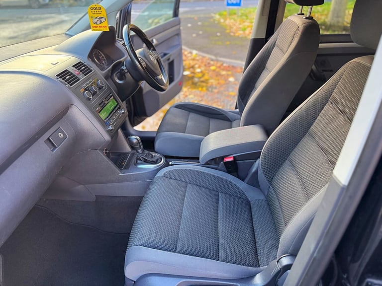 2011 Volkswagen Touran 2.0 TDI SE 5dr DSG MPV Diesel Automatic