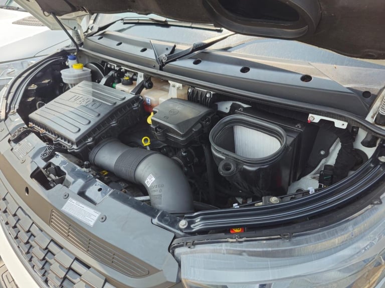 IVECO DAILY LUTON TAIL LIFT 2.3 D HPI 14V 35S 3000 2021