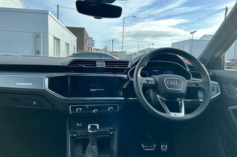 2025 Audi Q3 35 TFSI S Line 5dr S Tronic (Leather) SUV Petrol Automatic