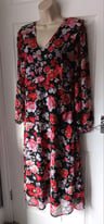Quiz Floral Dress Size 12 New With Tags Can post 