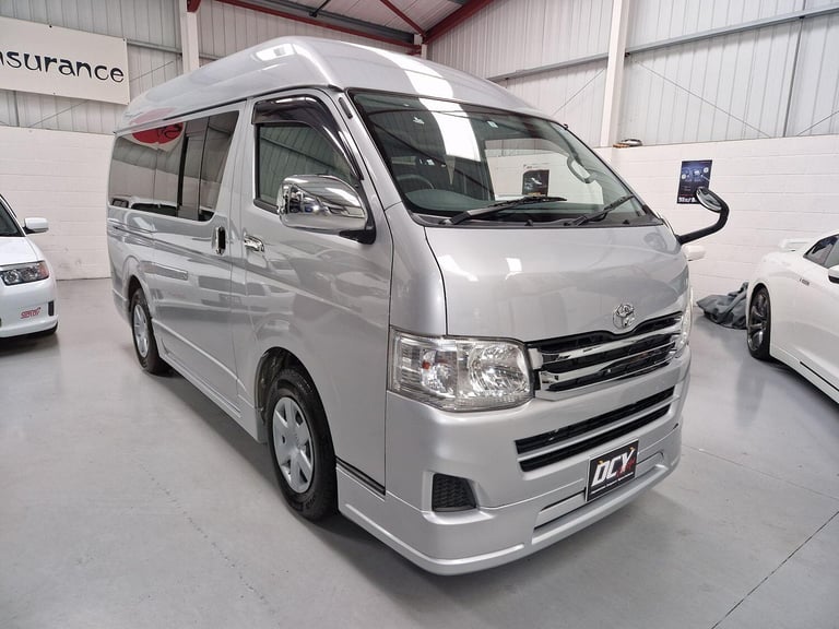 TOYOTA HIACE 3.0l turbo diesel Mpv /Van /Camper van Silver Auto Diesel 2011