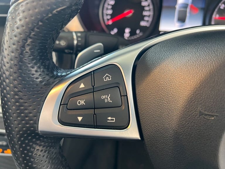 2018 Mercedes-Benz C-Class 2.0 C200 AMG Line Cabriolet 2dr Petrol G-Tronic+ Euro 6 (s/s) (184 ps)...