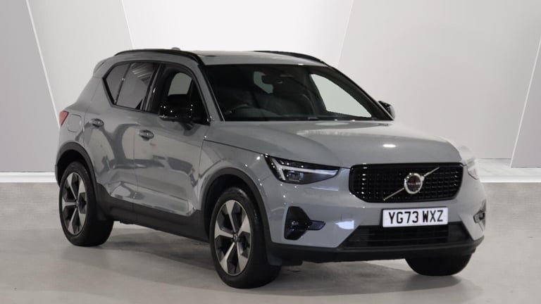 image for  Volvo XC40 B4 (P) Ultimate Dark (Sunroof, 360 Camera, BLIS) Petrol/Electric Hybrid Automatic