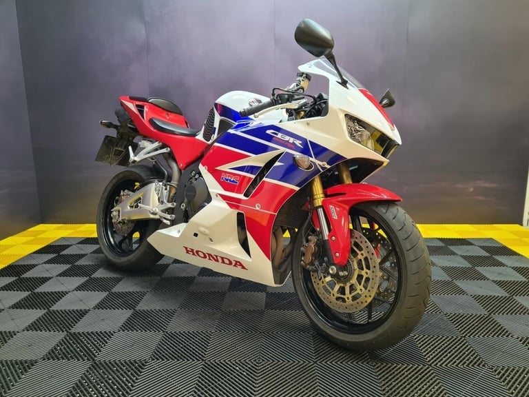 Honda CBR 600 RR 2016 Excellent Condition Standard Bike