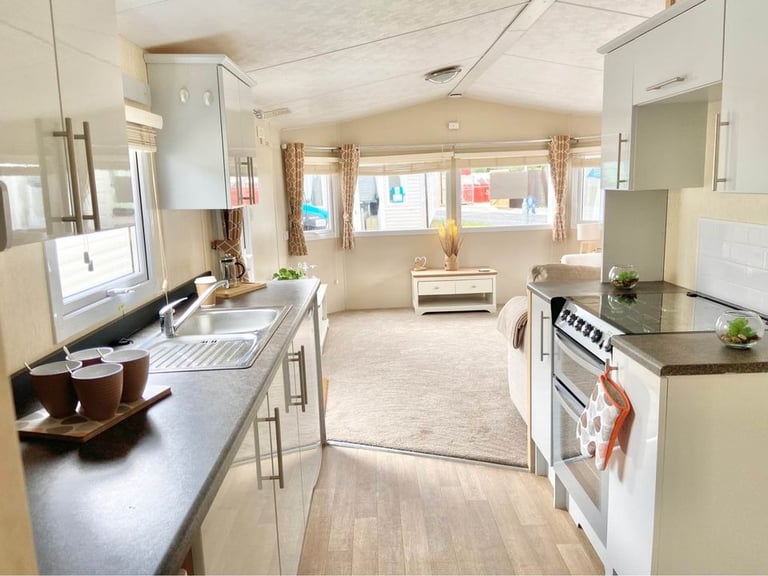 Own a caravan, Change your life today - Kent, Isle of Sheppey