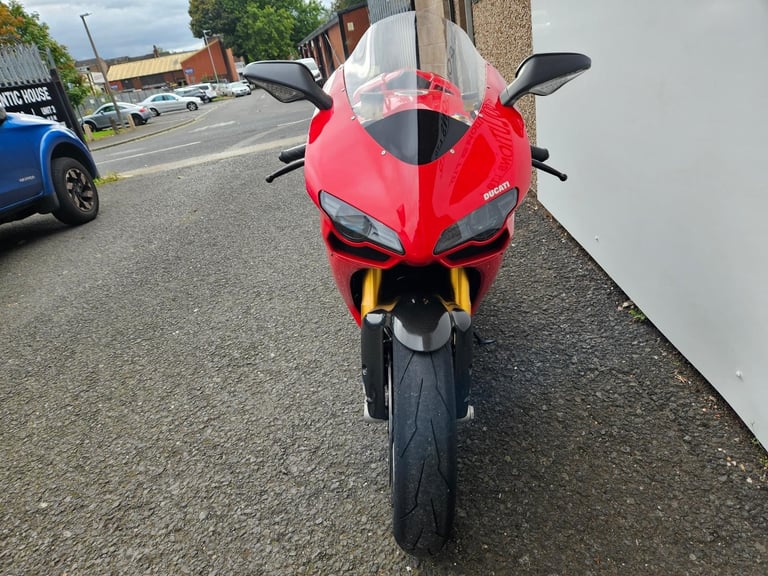 Ducati 1198s perfect example 