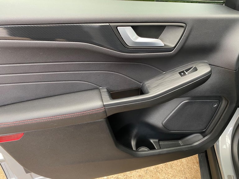 2023 Ford Kuga 2.5 EcoBoost Duratec 14.4kWh ST-Line X CVT Euro 6 (s/s) 5dr HATCHBACK Petrol/Elect...