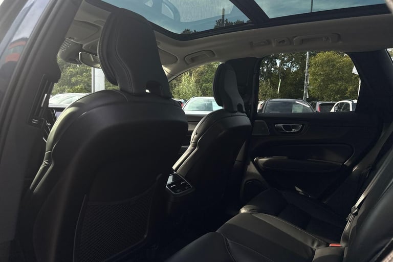 2023 Volvo XC60 2.0 B5 MHEV Ultimate SUV 5dr Petrol Hybrid Auto AWD Euro 6 (s/s) (250 ps) ESTATE ...