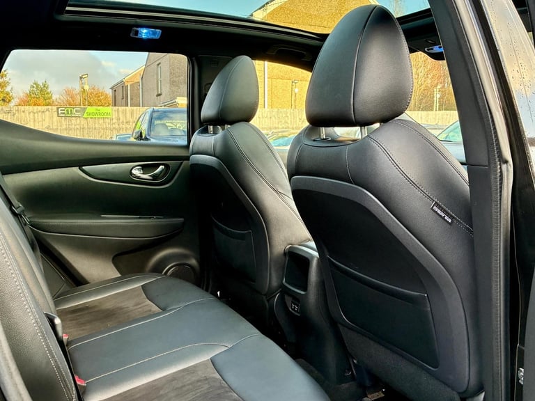2020 Nissan Qashqai 1.3 DIG-T n-tec DCT Auto Euro 6 **Pan Roof - 360 Cam - FSH**