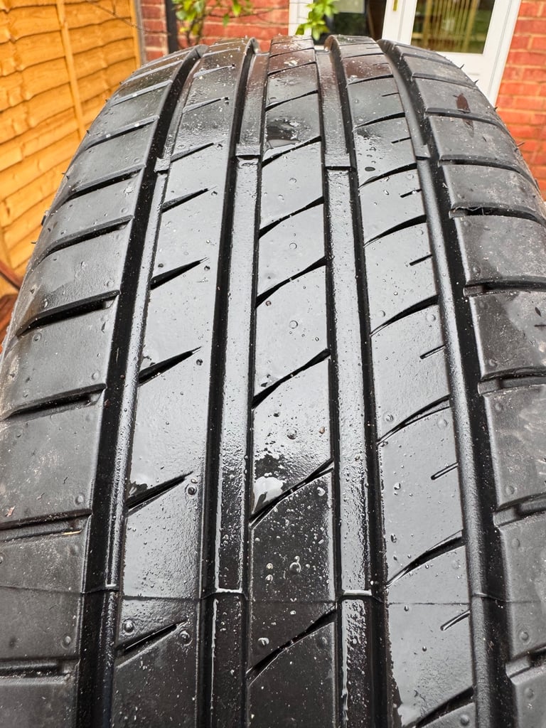 New 185/60 86H Car Tyre for 15-inch wheel rim