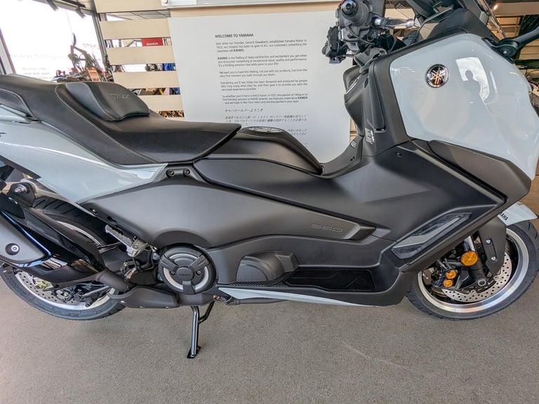NEW '25 Yamaha TMAX Tech MAX. Ceramic Grey. £14,400 On The Road (No Added Fees)