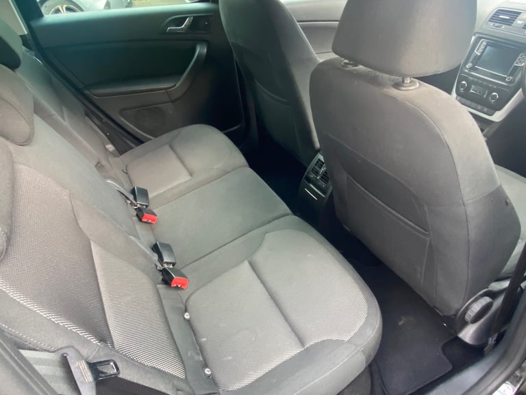 Skoda, YETI OUTDOOR, Hatchback, 2015, Manual, 1197 (cc), 5 doors