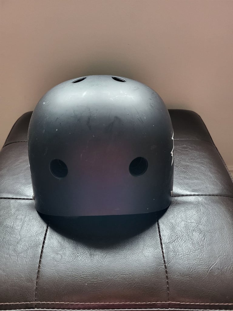 No Fear Skateboard helmet & protection pack