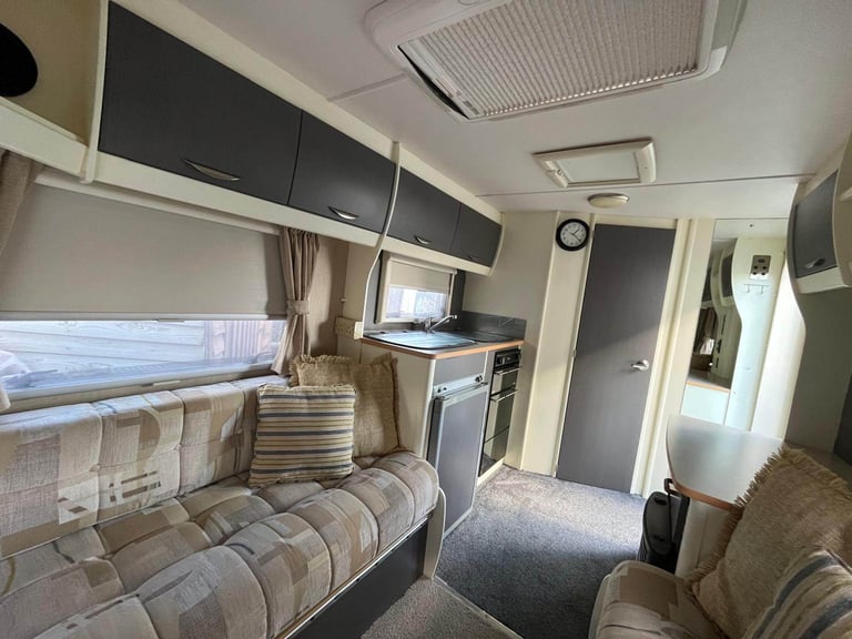 2 berth elldis breeze 452 2010 model. 