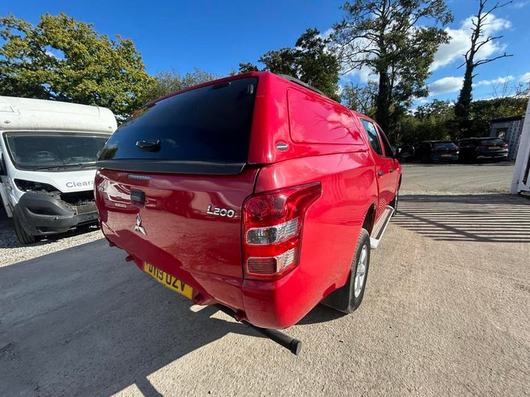 2019 Mitsubishi L200 L200 4Life DI-D 4x4 DIESEL Manual