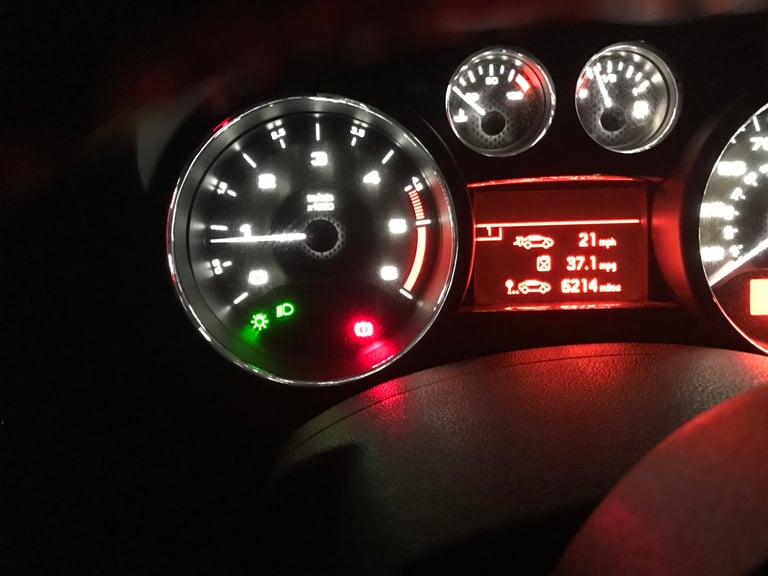 Peugeot, RCZ, Coupe, 2013, Manual, 1997 (cc), 2 doors