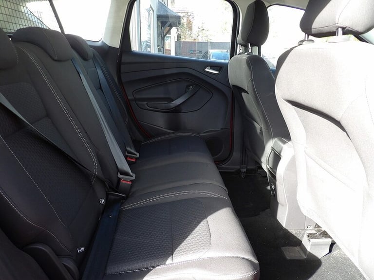 2018 Ford Kuga 2.0 TDCi Zetec 5dr HATCHBACK DIESEL Manual