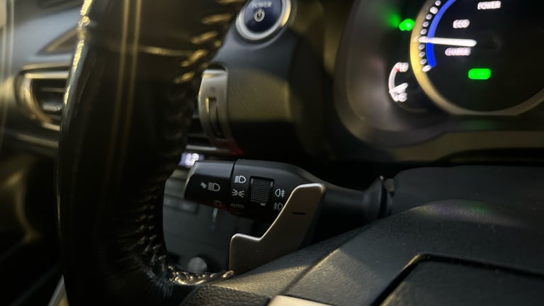 2015 Lexus IS 300h Sport 4dr CVT Auto SALOON PETROL/ELECTRIC Automatic