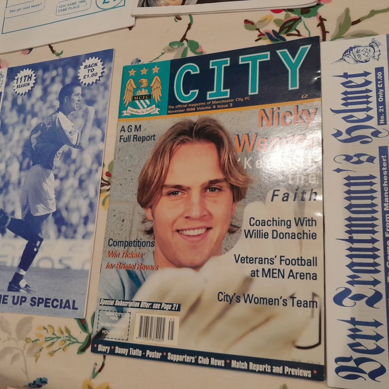 Manchester City programs, fanzines.