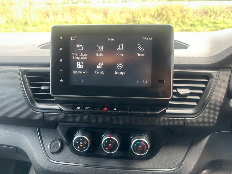 2022 Renault Trafic 2.0 dCi Blue SL28 Business+ L1 H1 Euro 6 (s/s) 5dr PANEL VAN Diesel Manual