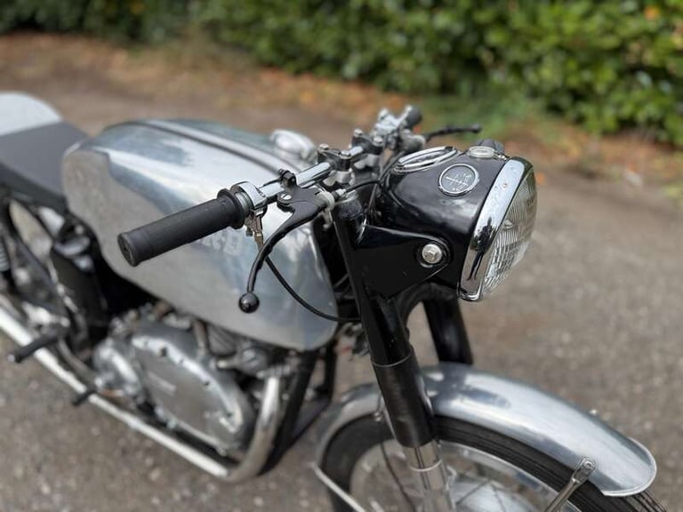 2025 NORTON NORVIN COMET PETROL Manual