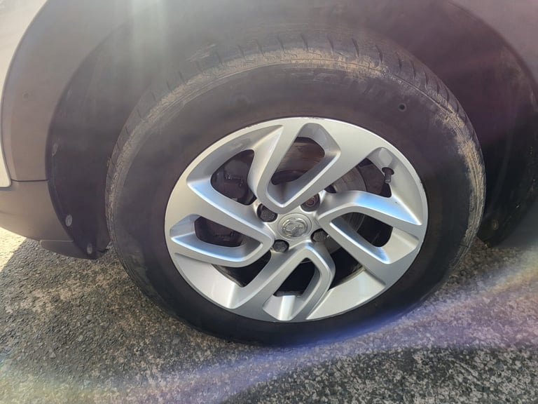 2019 Vauxhall Crossland X 1.2T ecoTec [110] SE 5dr [6 Speed] [S/S] HATCHBACK Petrol Manual