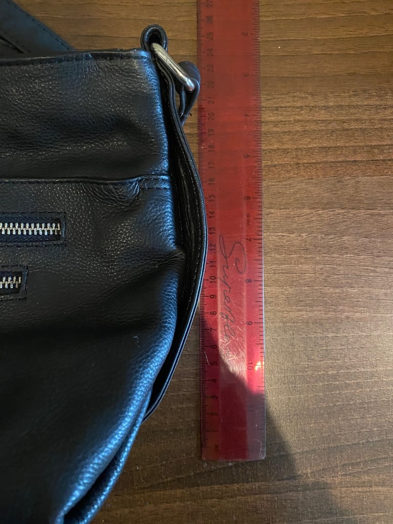 Pavers leather bag